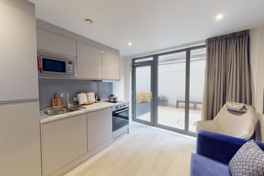 1 bed studio, Silver Street, East Reading, Reading, RG12SU - Image 4